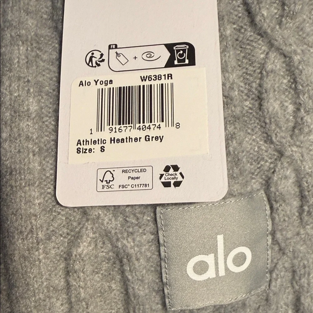 ALO Yoga new tags